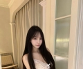 台中酒店約小姐：玲玲162.E.47.23歲 迷人的電眼閃爍著誘惑...