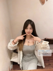 氣質甜美女孩：語嫣165.D.50.24歲 五官精緻 笑容溫柔