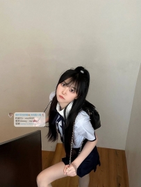 大一新鮮人：$12000 子萱160.C.44.20歲 校園裡的清純 床上的野獸