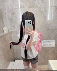 高雄蘿莉送茶：娜娜155.C.43.18歲 日系學生 白嫩無疤肌膚