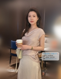 台北熟女外約：雨柔168.C.50.31歲 職業創業型女強人 成熟自信