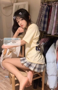 學生精品茶：小蘋果158.C.44.19歲 粉嫩高中臉 床上變野貓