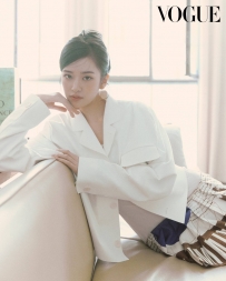 IVE 兪真